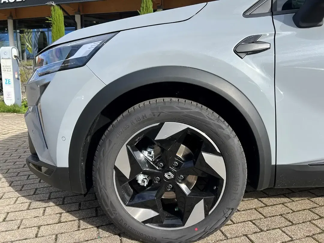 Renault Captur - Thumbnail 4