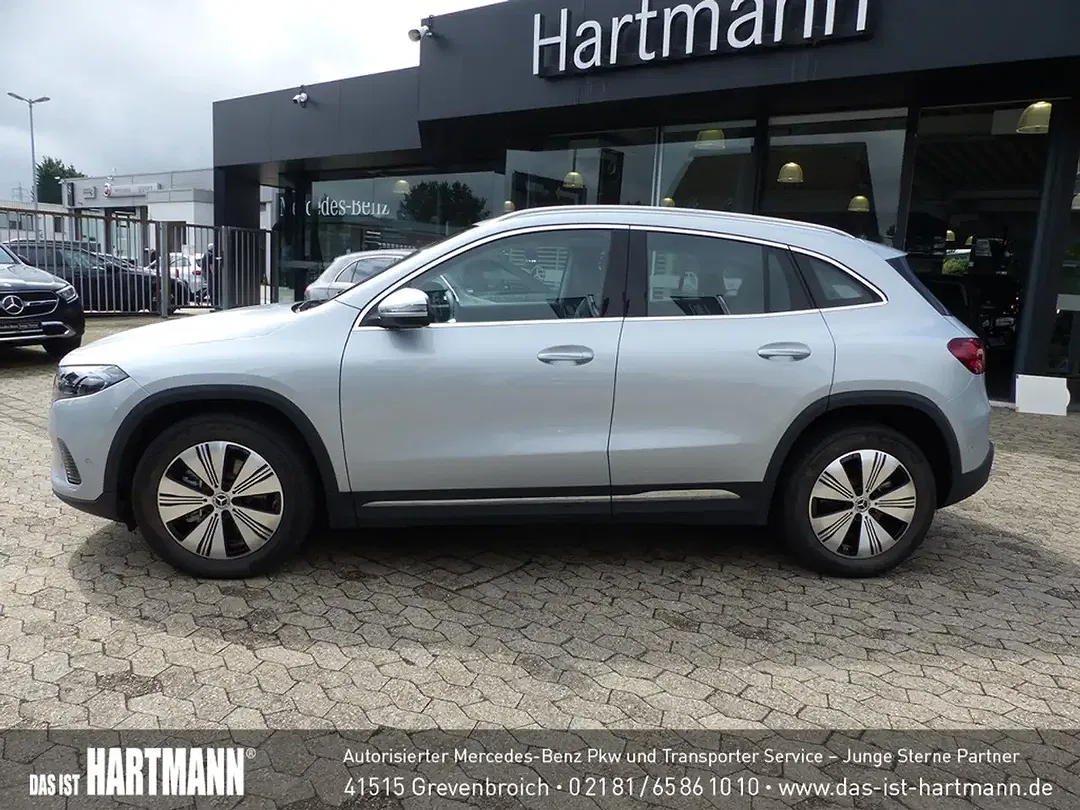 Mercedes-Benz EQA 300 4MATIC Progressive - Thumbnail 2