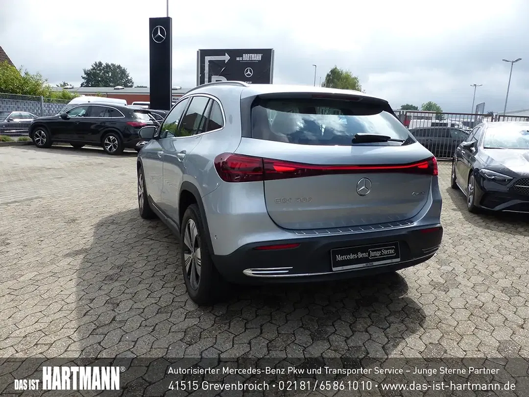 Mercedes-Benz EQA 300 4MATIC Progressive - Thumbnail 3