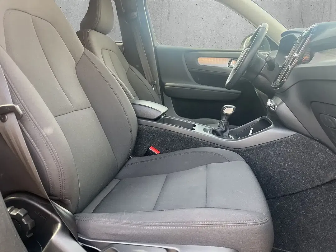 Volvo XC40 Momentum Pro - foto 15