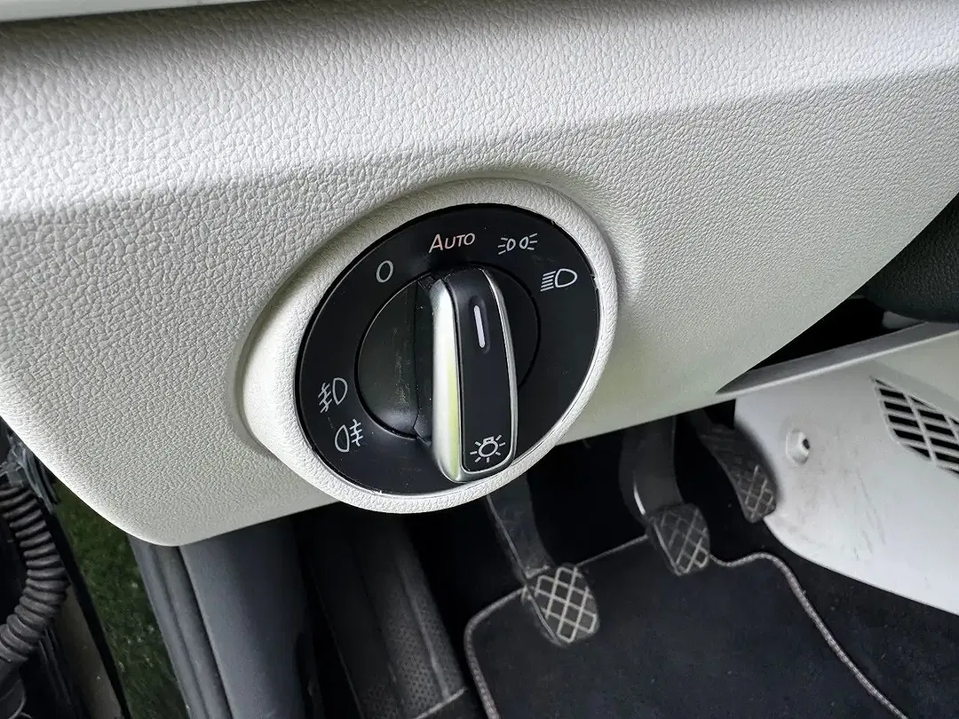 Volkswagen up! - Thumbnail 13