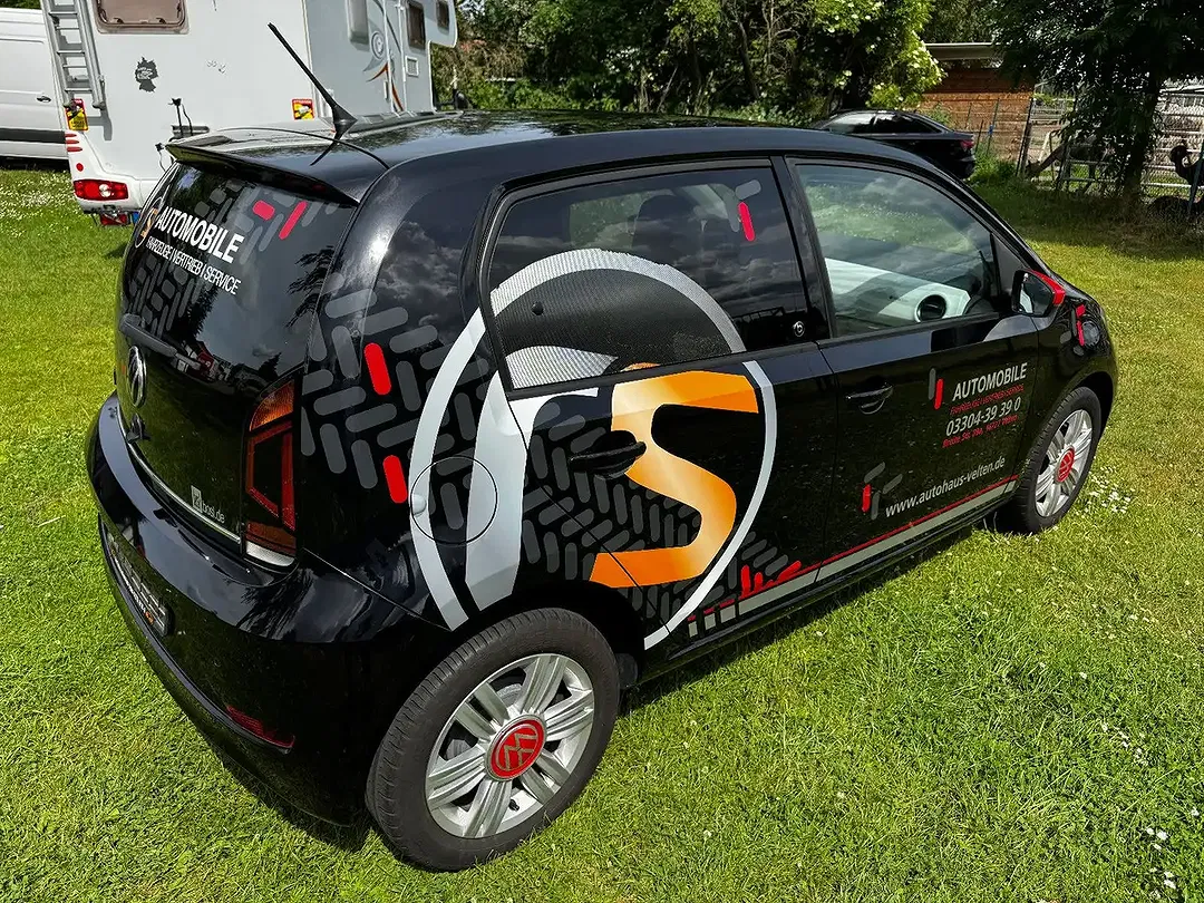 Volkswagen up! - Thumbnail 3