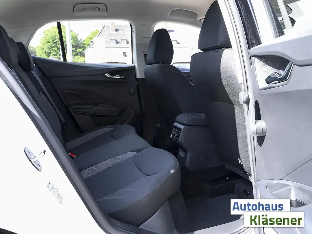 Skoda Fabia 1.0 MPI Essence - Thumbnail 11