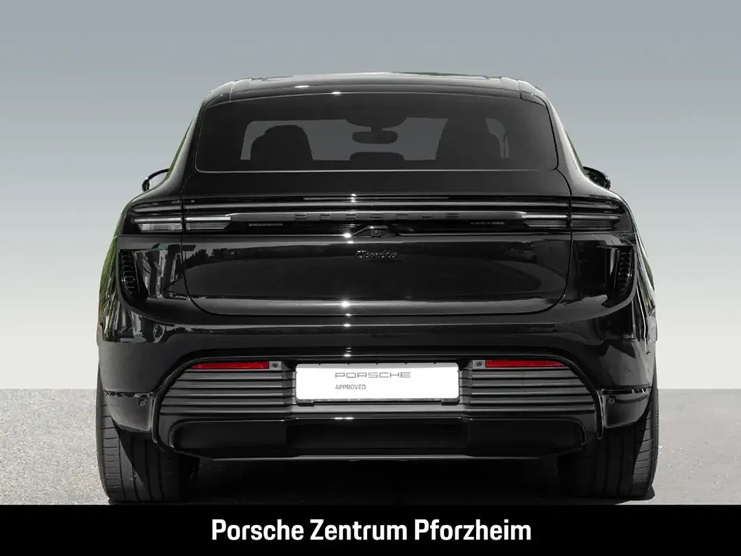 Porsche Macan Turbo - Thumbnail 9
