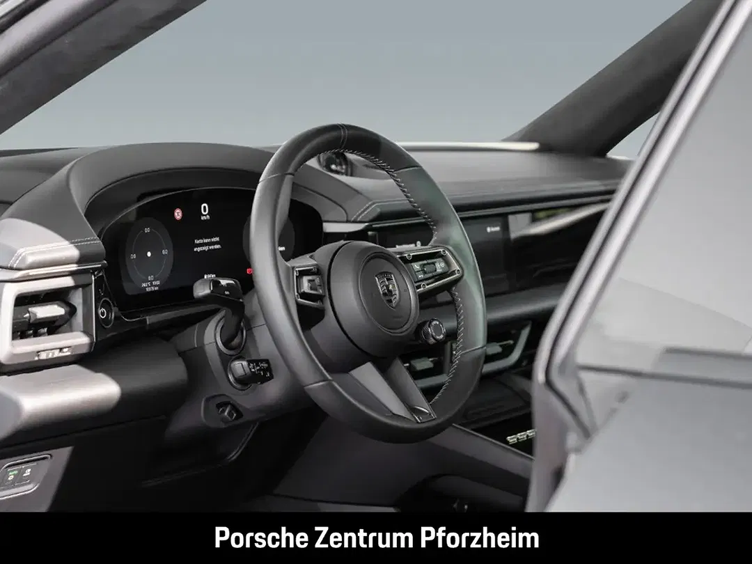 Porsche Macan Turbo - Thumbnail 6