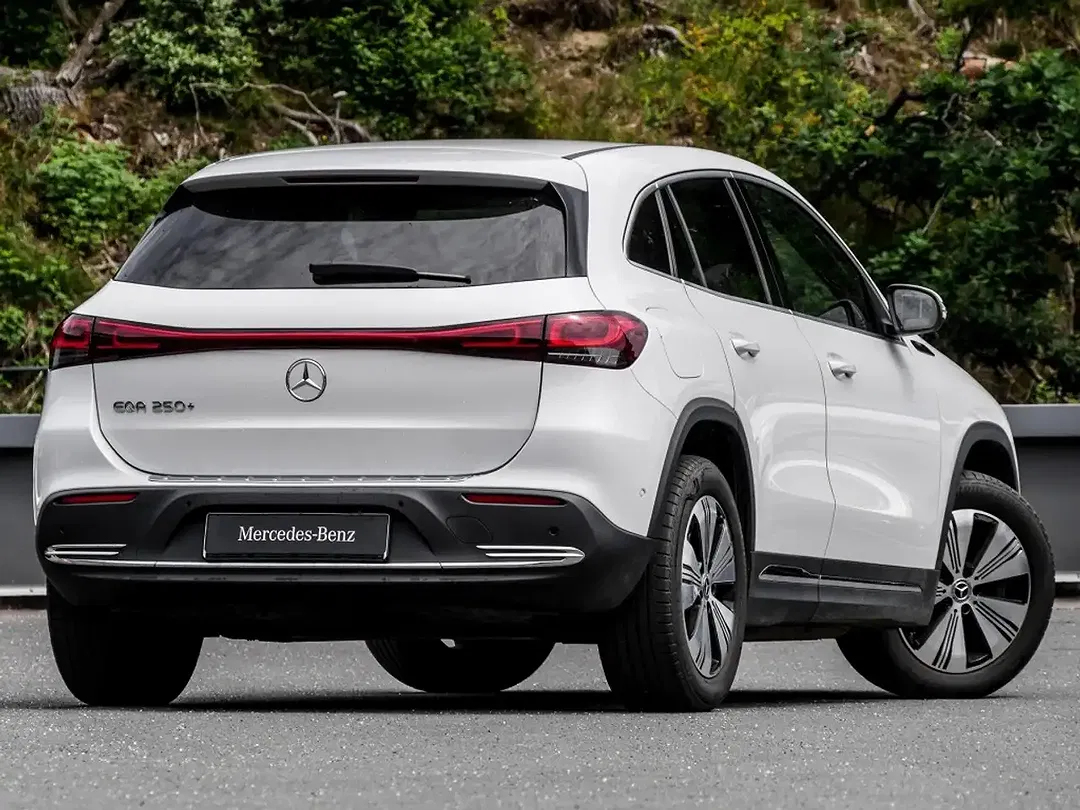 Mercedes-Benz EQA 250 - foto 2