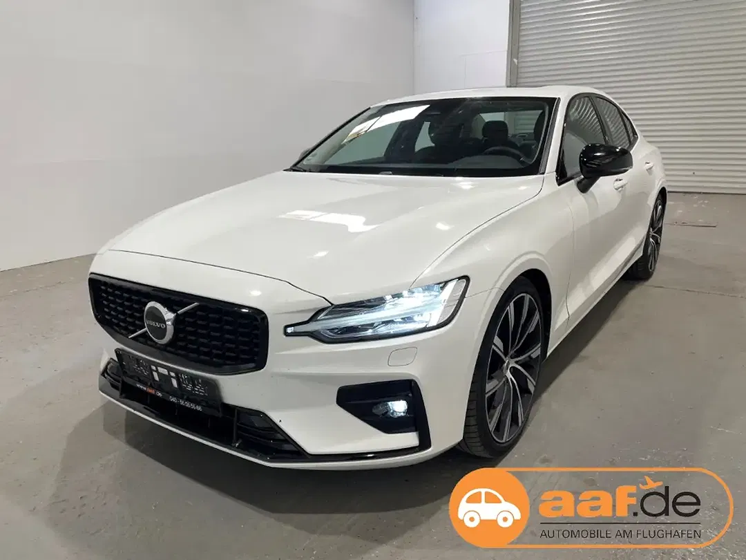 Volvo S60 B4 AUT Plus Dark - Thumbnail 1