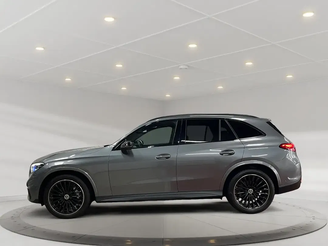Mercedes-Benz GLC 300 4MATIC AMG MBUX Night - Thumbnail 3