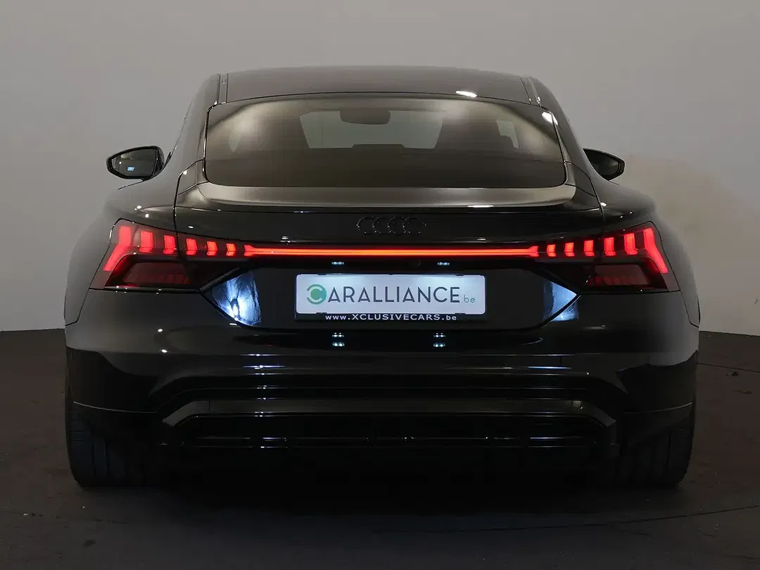 Audi e-tron GT - Thumbnail 6