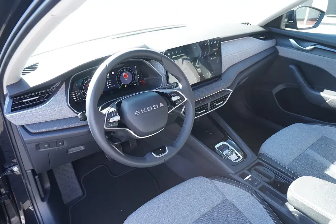 Skoda Octavia 1.5 TSI DSG Combi - Thumbnail 7
