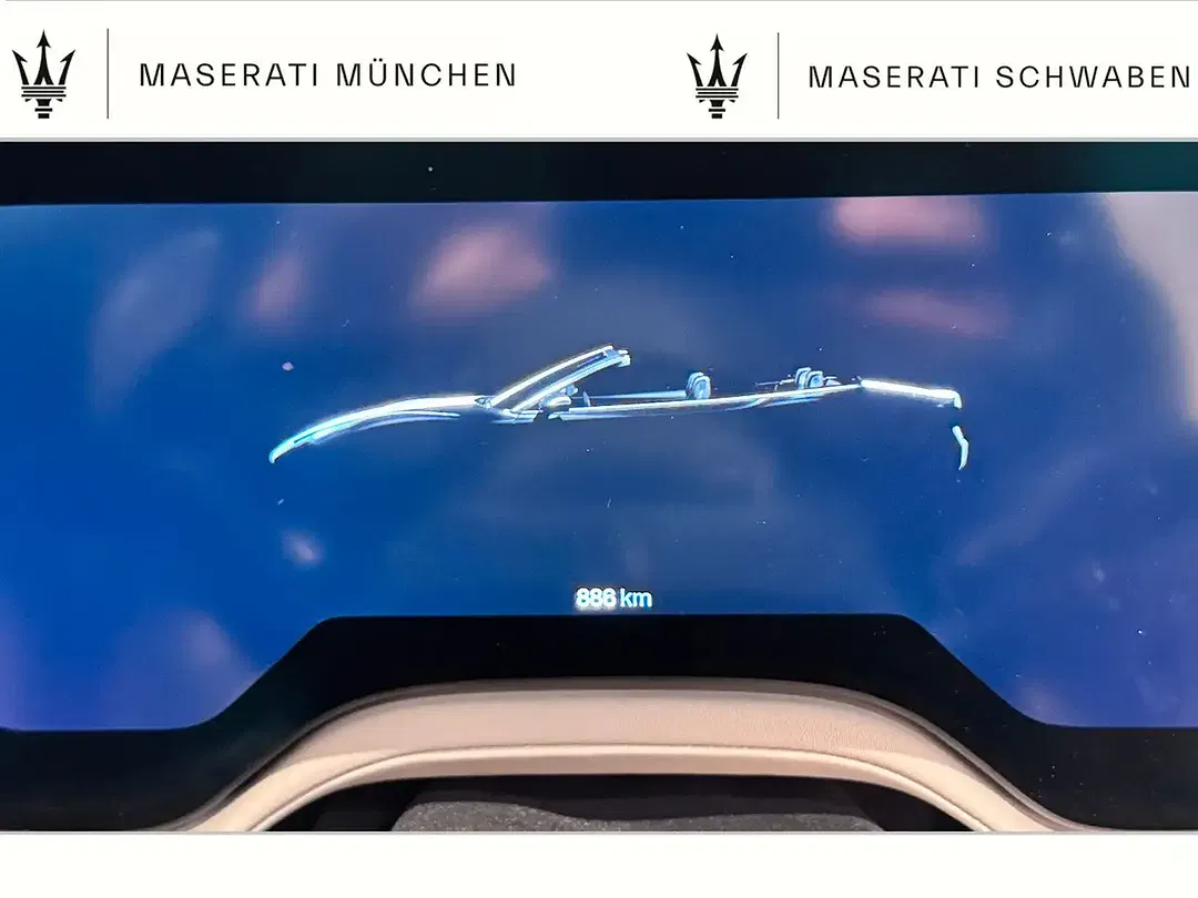 Maserati GranCabrio Trofeo - Thumbnail 10