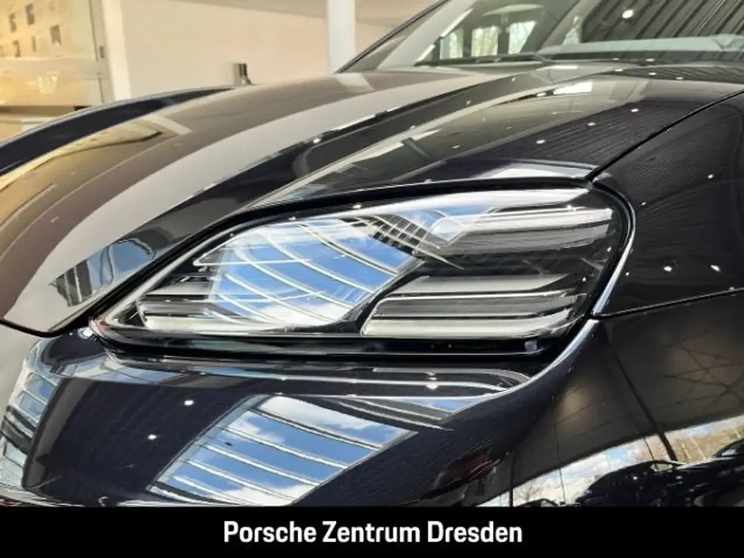 Porsche Macan Plus - Thumbnail 12