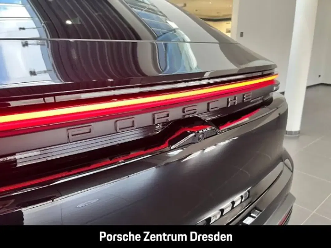 Porsche Macan Plus - Thumbnail 13