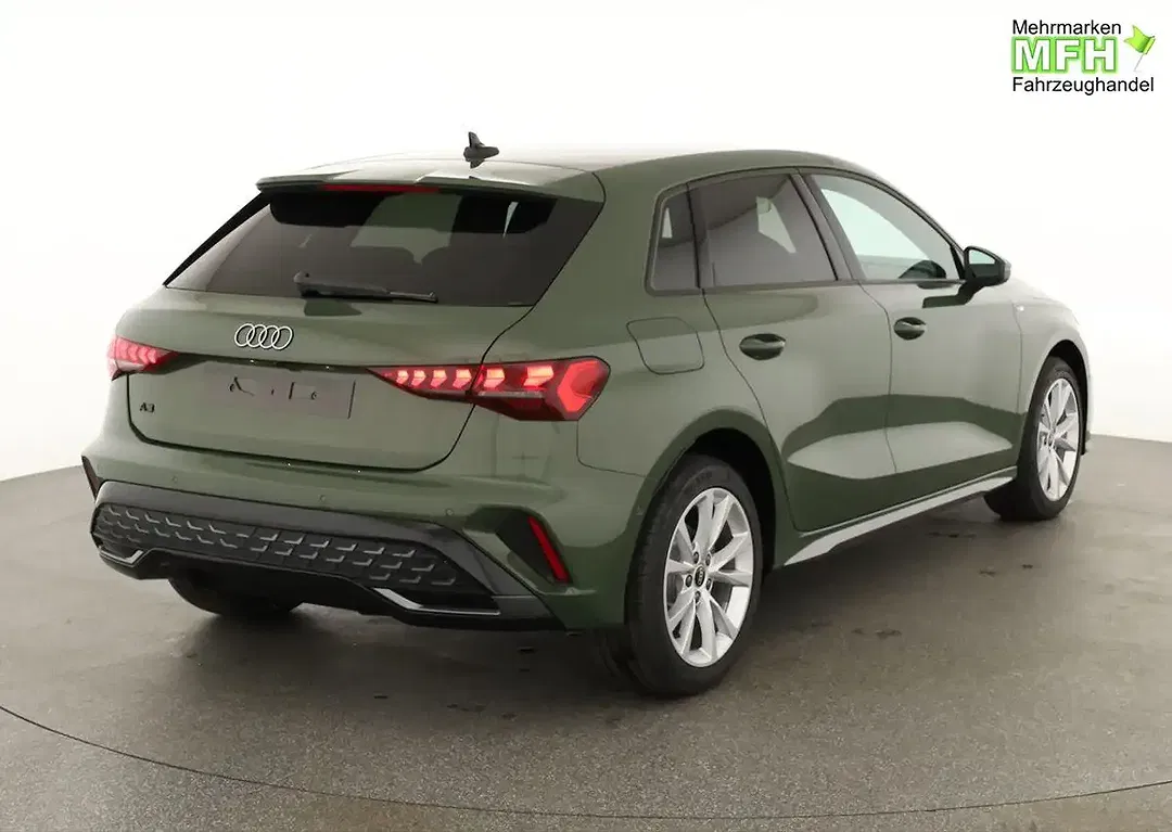 Audi A3 35 TFSI S tronic Sportback S line - Thumbnail 2