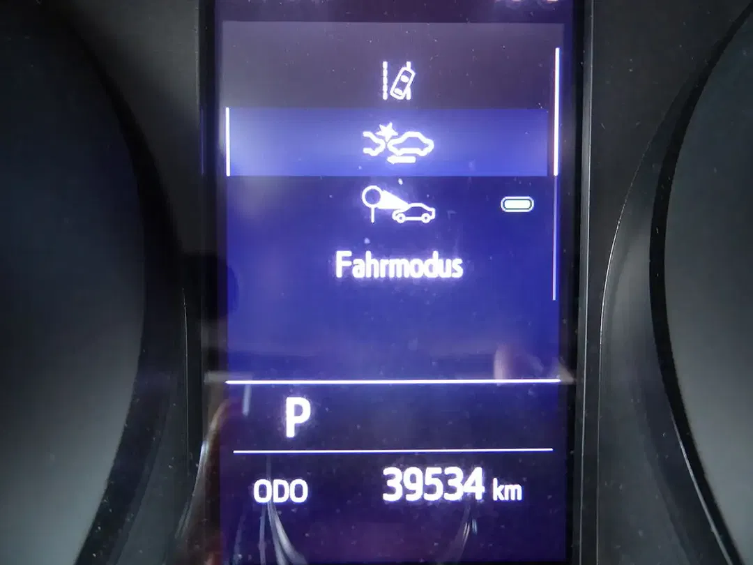 Toyota C-HR Hybrid - foto 14