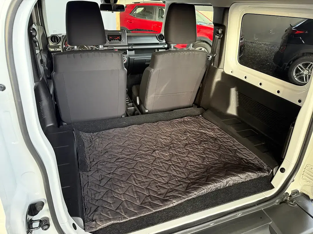 Suzuki Jimny 1.5 AllGrip - foto 12