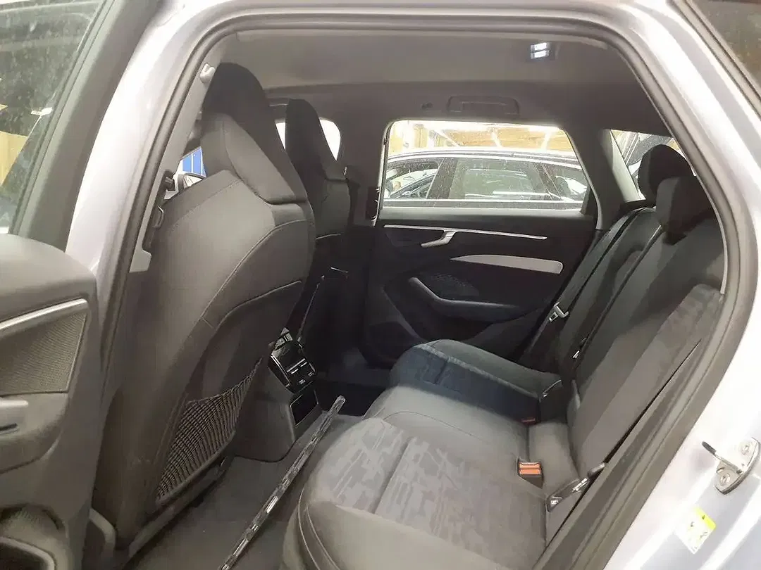 Audi A6 TFSI S tronic Matrix LED Avant - Thumbnail 6