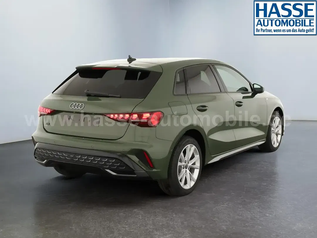 Audi A3 TFSI S tronic Matrix LED - Thumbnail 3