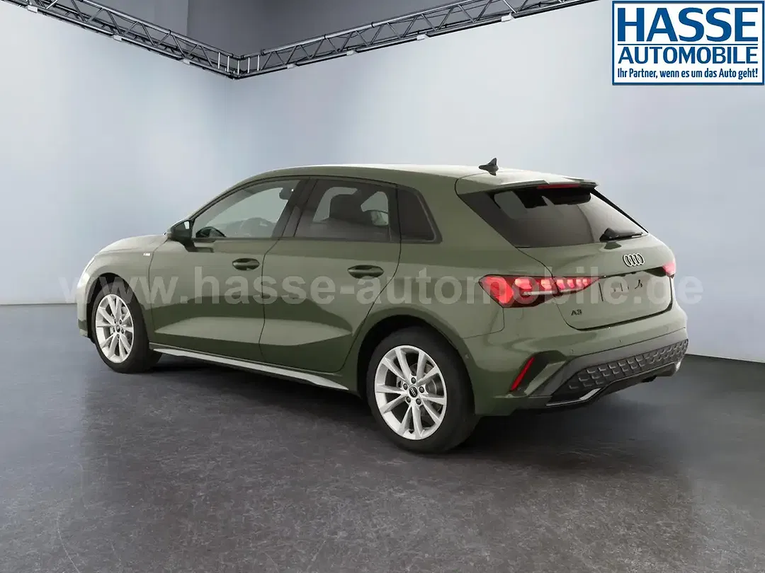 Audi A3 TFSI S tronic Matrix LED - Thumbnail 4