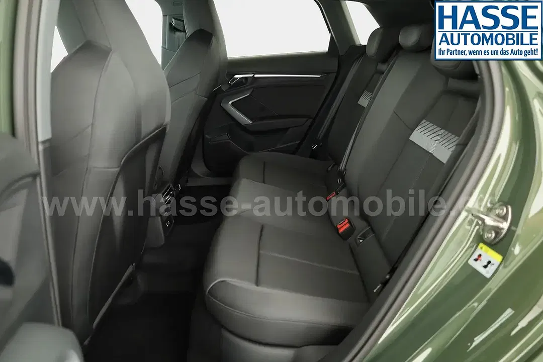 Audi A3 TFSI S tronic Matrix LED - Thumbnail 7