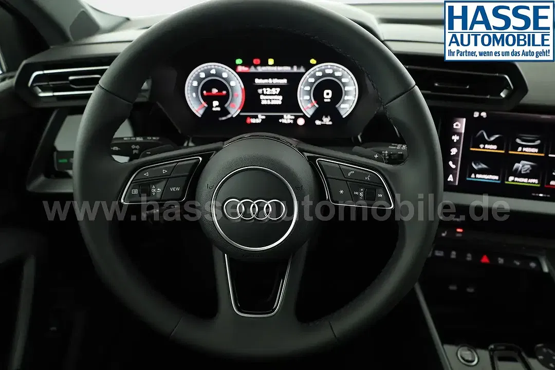 Audi A3 TFSI S tronic Matrix LED - Thumbnail 9