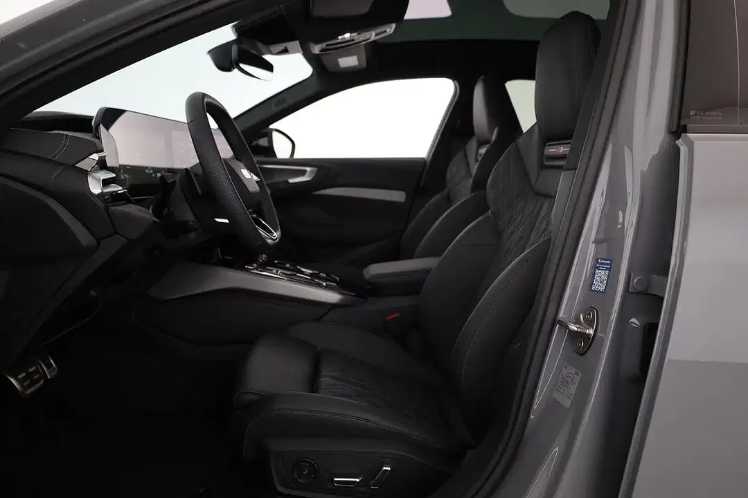 Audi S5 TFSI quattro Avant - Thumbnail 11