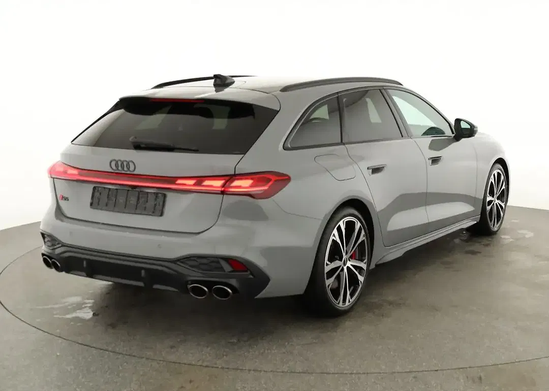 Audi S5 TFSI quattro Avant - Thumbnail 3