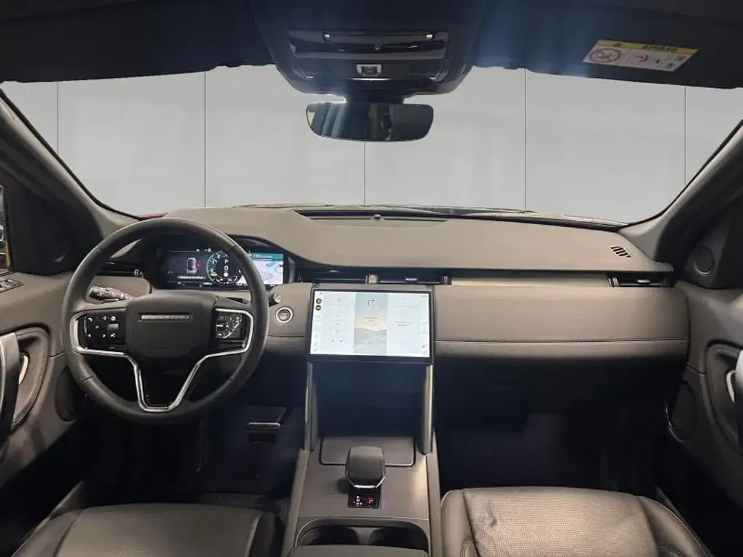 Land Rover Discovery Sport P270e Dynamic SE - Thumbnail 3