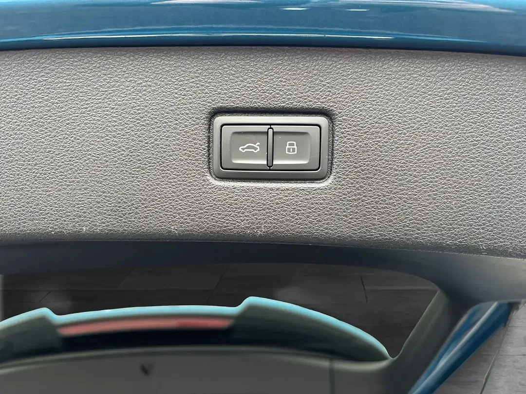 Audi SQ7 4.0 TFSI - foto 15