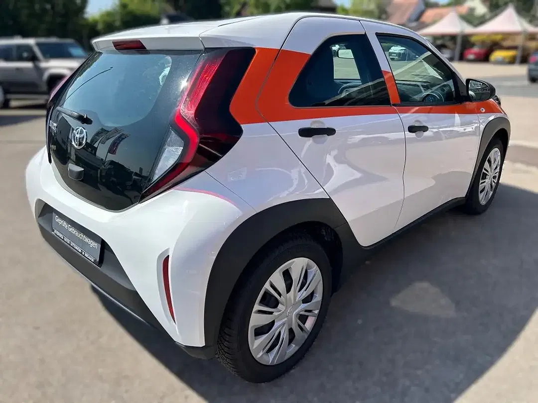 Toyota Aygo X - Thumbnail 5
