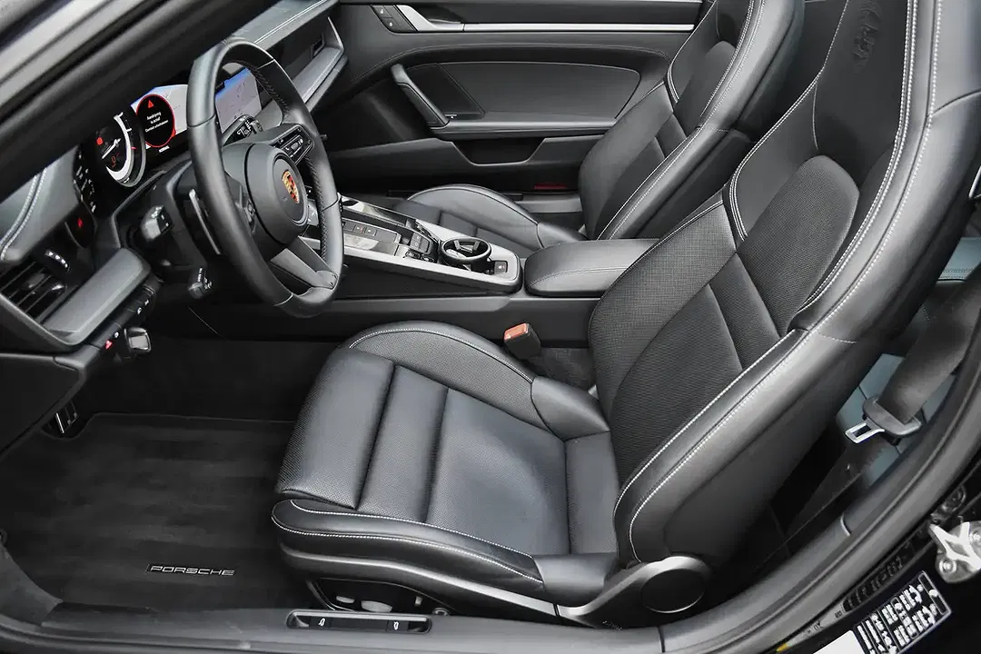 Porsche Targa 3.0 PDK Carrera 4 Turbo - Thumbnail 5