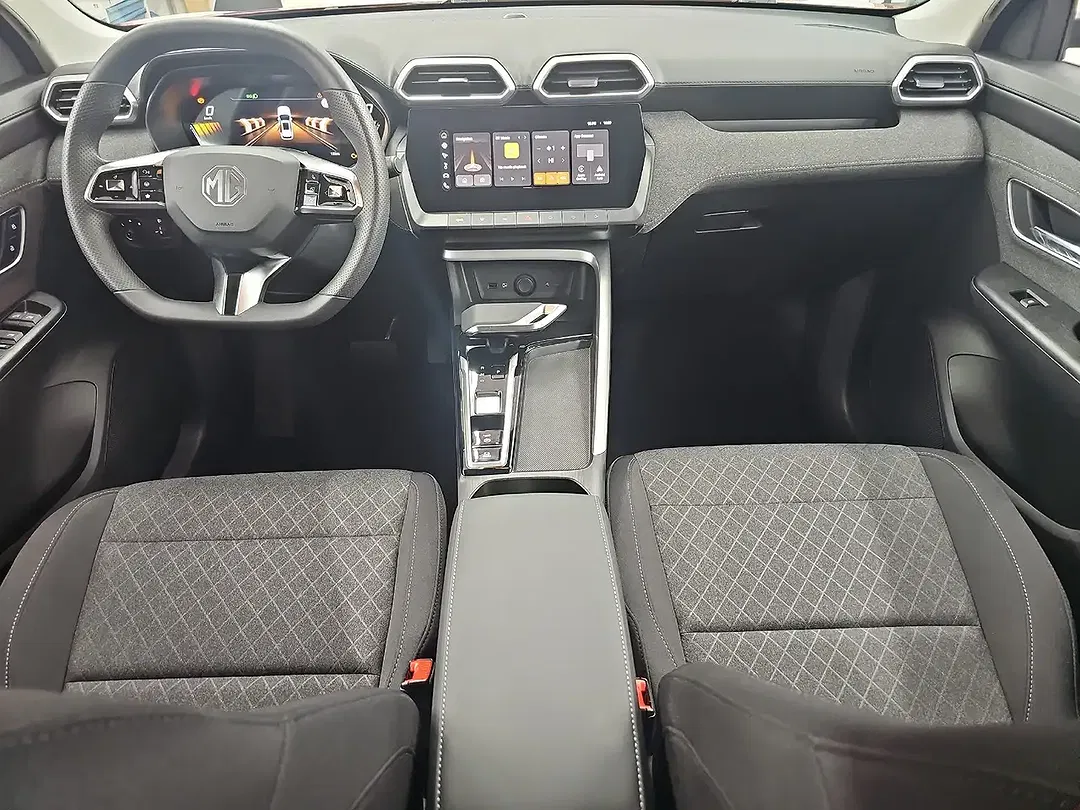 MG ZS Hybrid Standard - Thumbnail 5