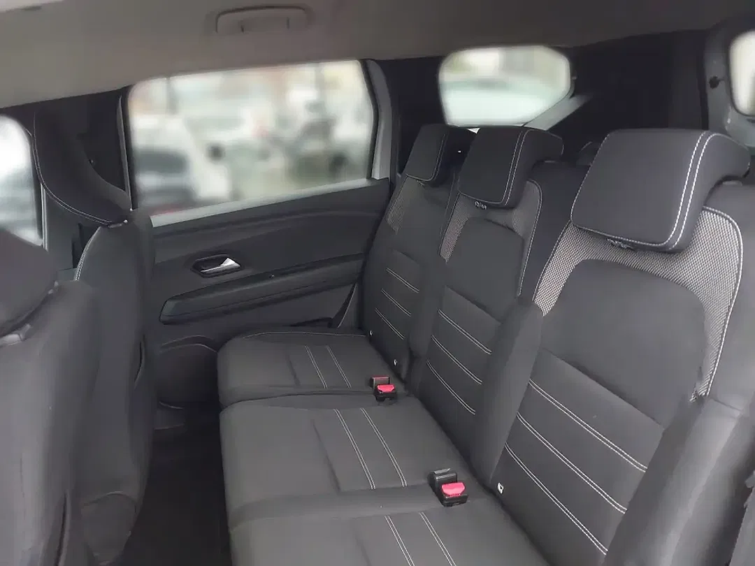 Dacia Jogger TCe Comfort - Thumbnail 10