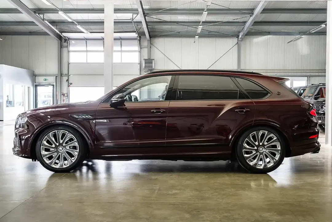 Bentley Bentayga 4.0 V8 EWB Mulliner - Thumbnail 10
