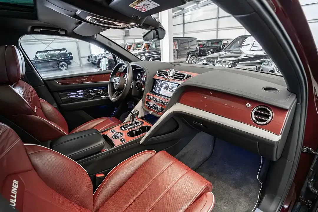 Bentley Bentayga 4.0 V8 EWB Mulliner - Thumbnail 13