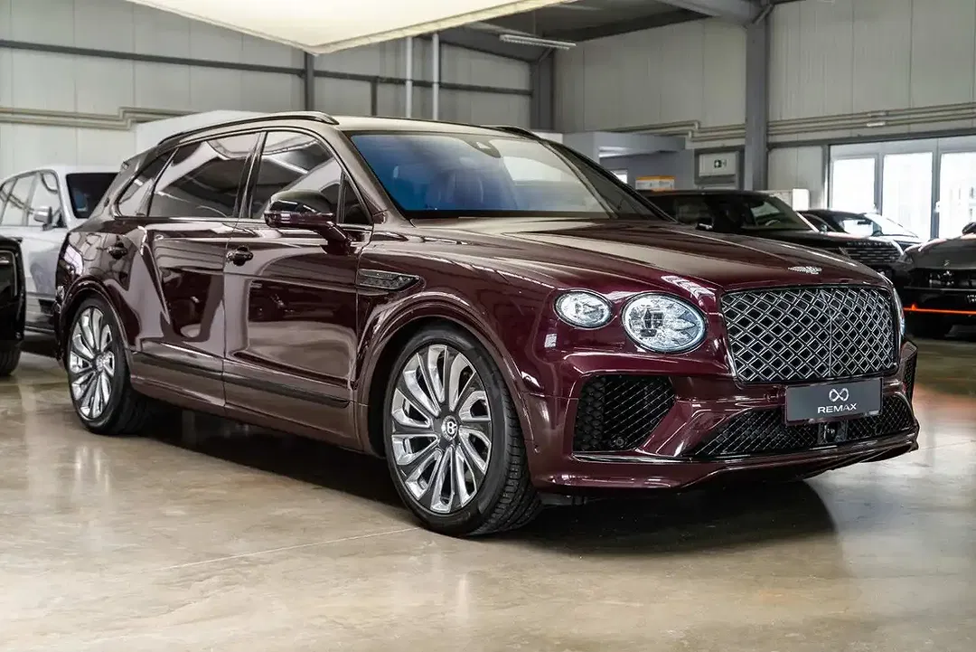Bentley Bentayga 4.0 V8 EWB Mulliner - Thumbnail 9