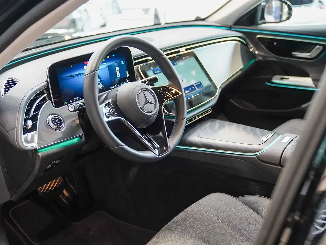 Mercedes-Benz E 220 Avantgarde - Thumbnail 15
