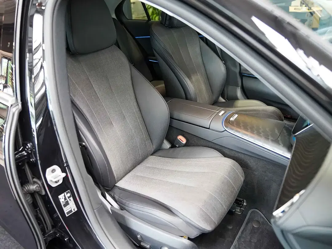 Mercedes-Benz E 220 Avantgarde - Thumbnail 9