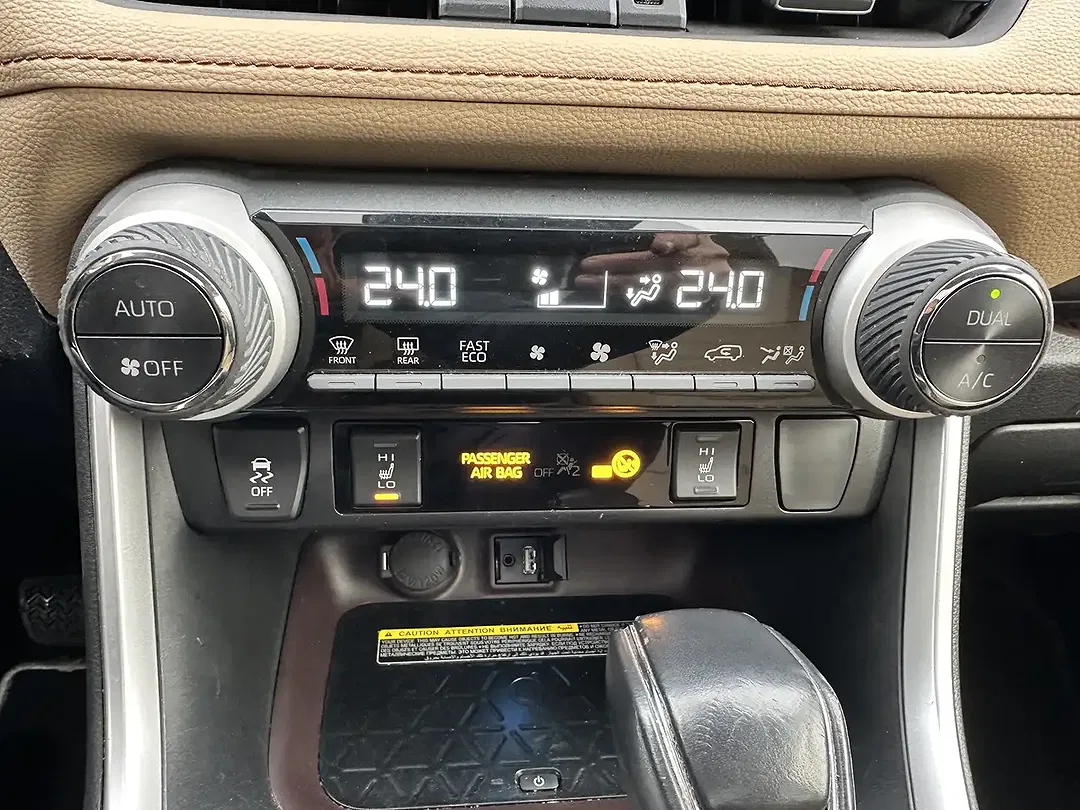 Toyota RAV 4 Hybrid Style Plus - Thumbnail 13