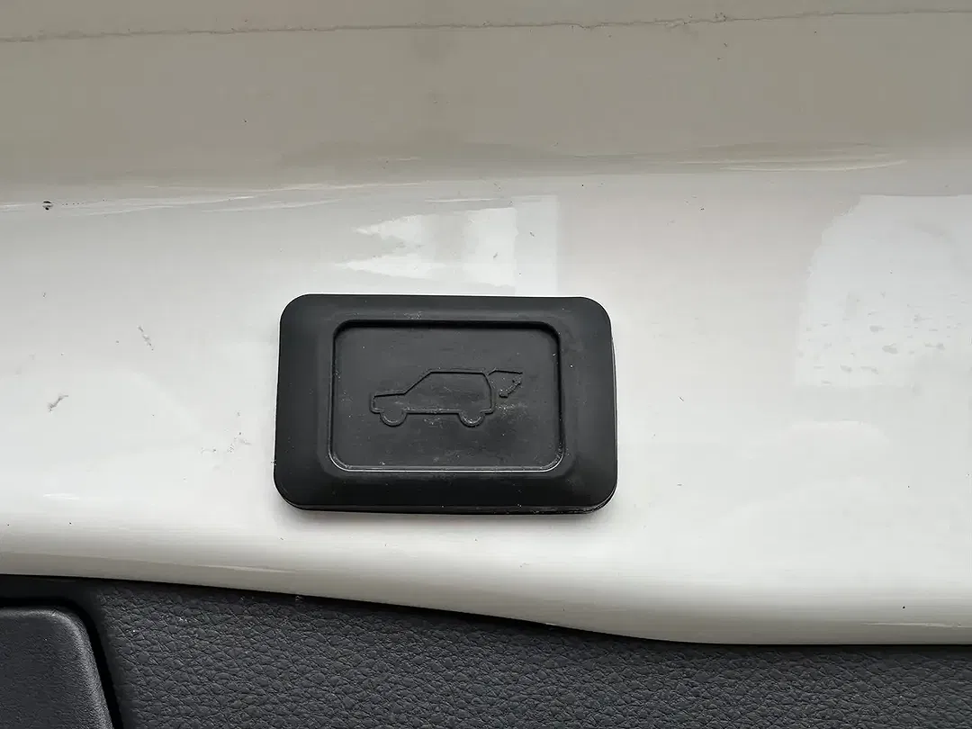 Toyota RAV 4 Hybrid Style Plus - Thumbnail 8