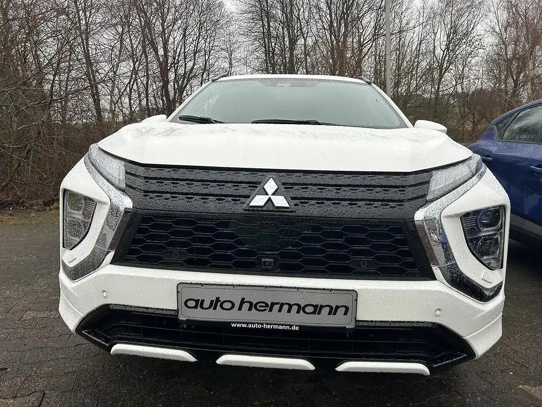 Mitsubishi Eclipse Cross Hybrid 4WD Select - foto 2