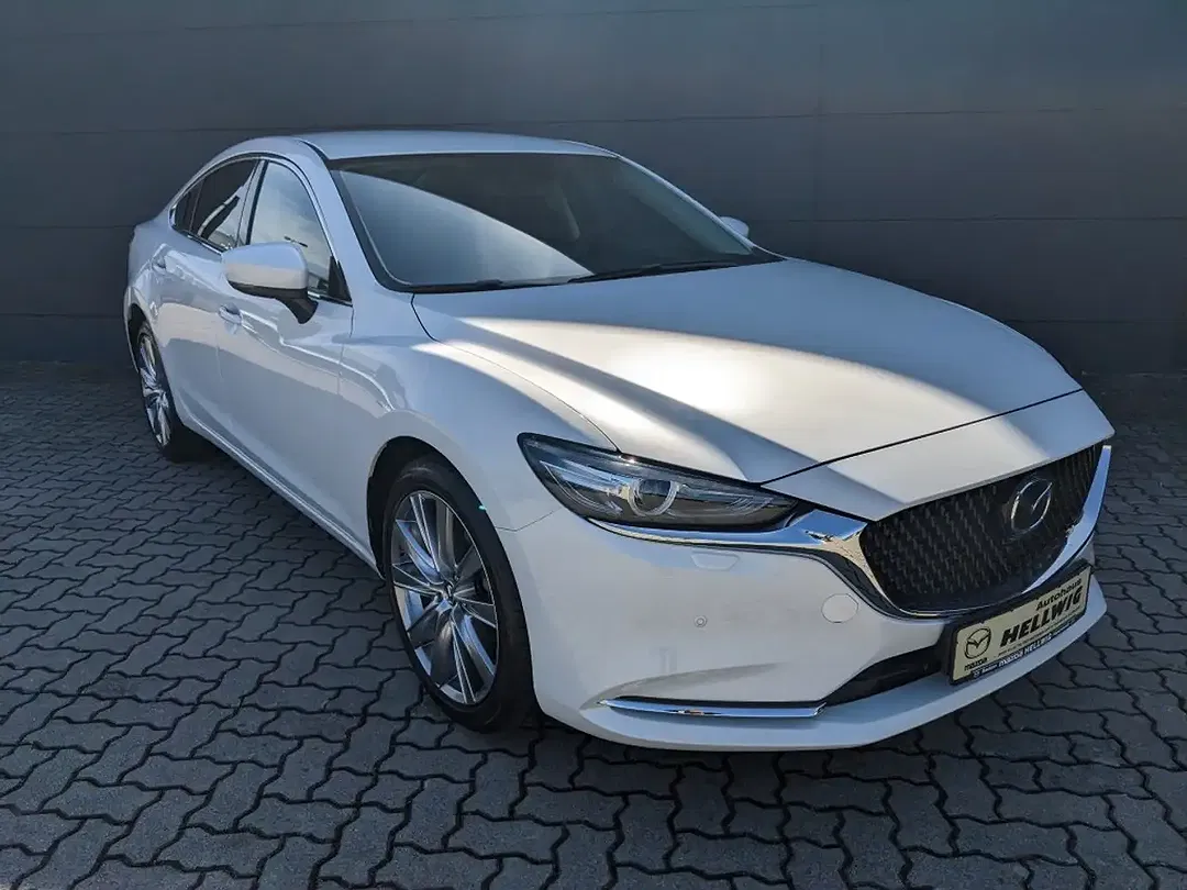 Mazda 6 2.0 - foto 2