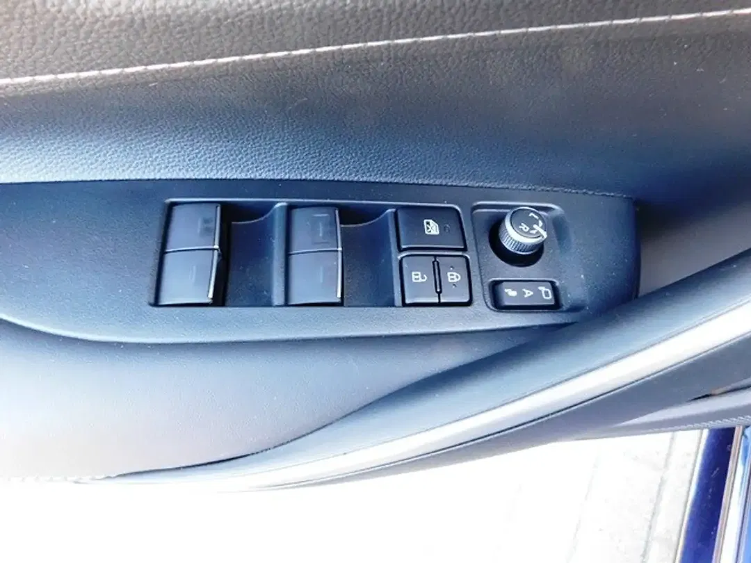 Suzuki Swace Hybrid 1.8 CVT Comfort+ - Thumbnail 8