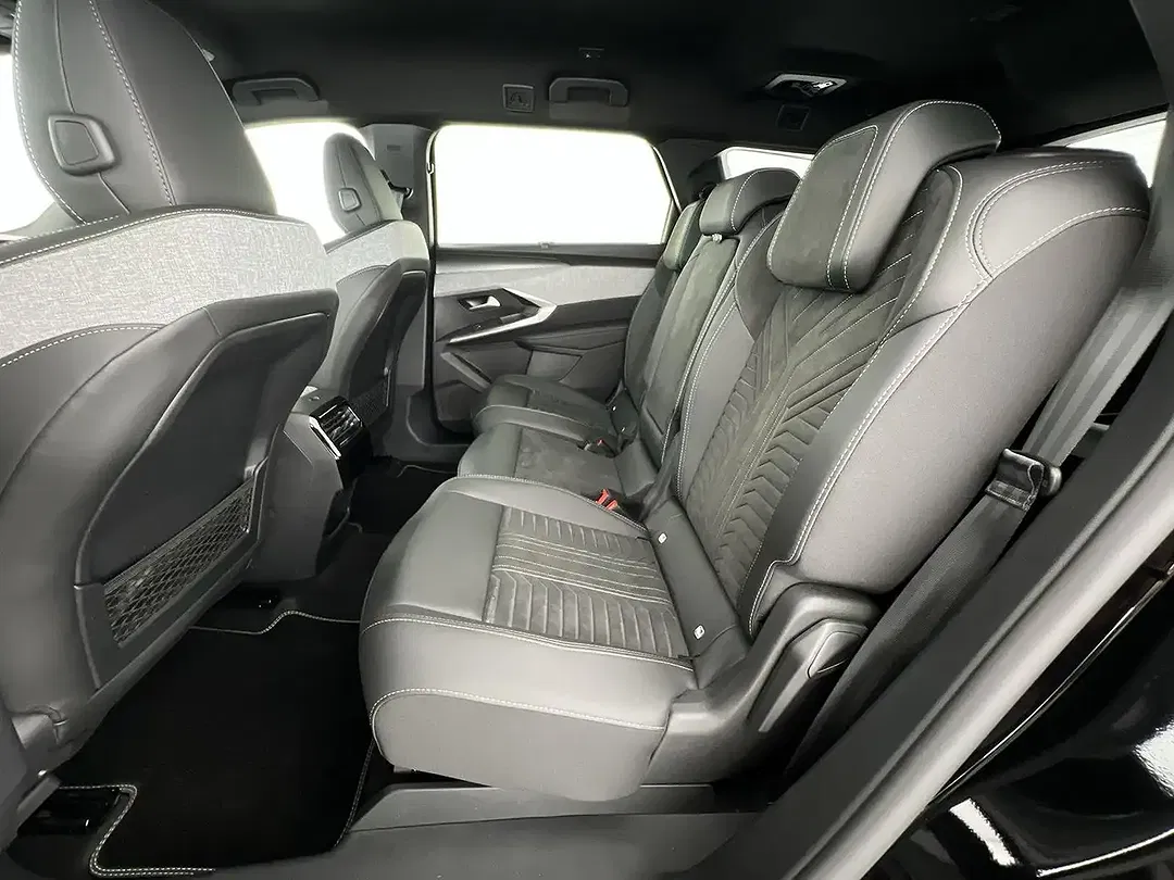 Peugeot 5008 Hybrid GT Exclusive - Thumbnail 8
