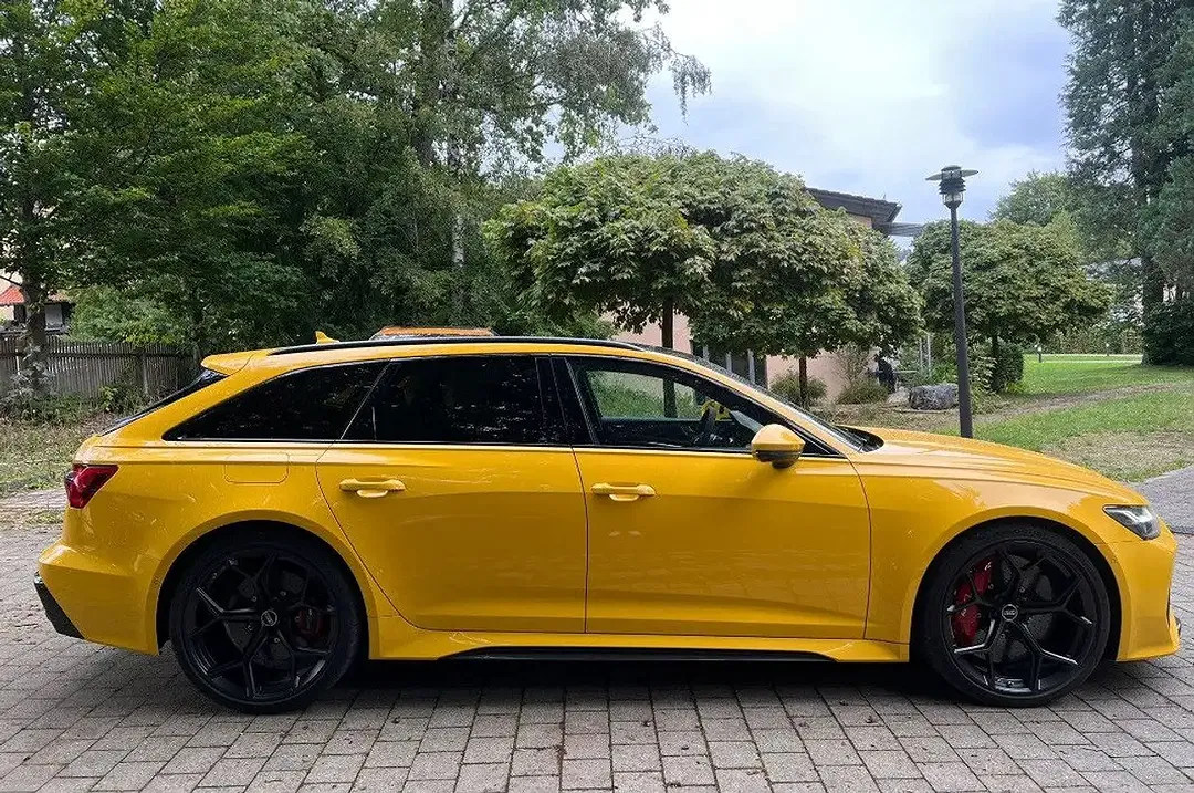 Audi RS6 - Thumbnail 5