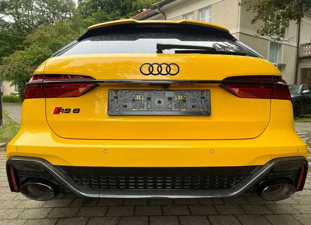 Audi RS6 - Thumbnail 6