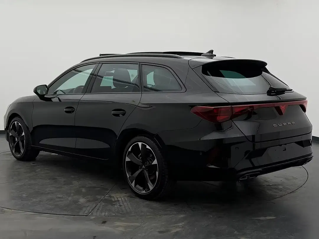 CUPRA Leon 1.5 eTSI DSG Matrix LED Sportstourer - Thumbnail 8