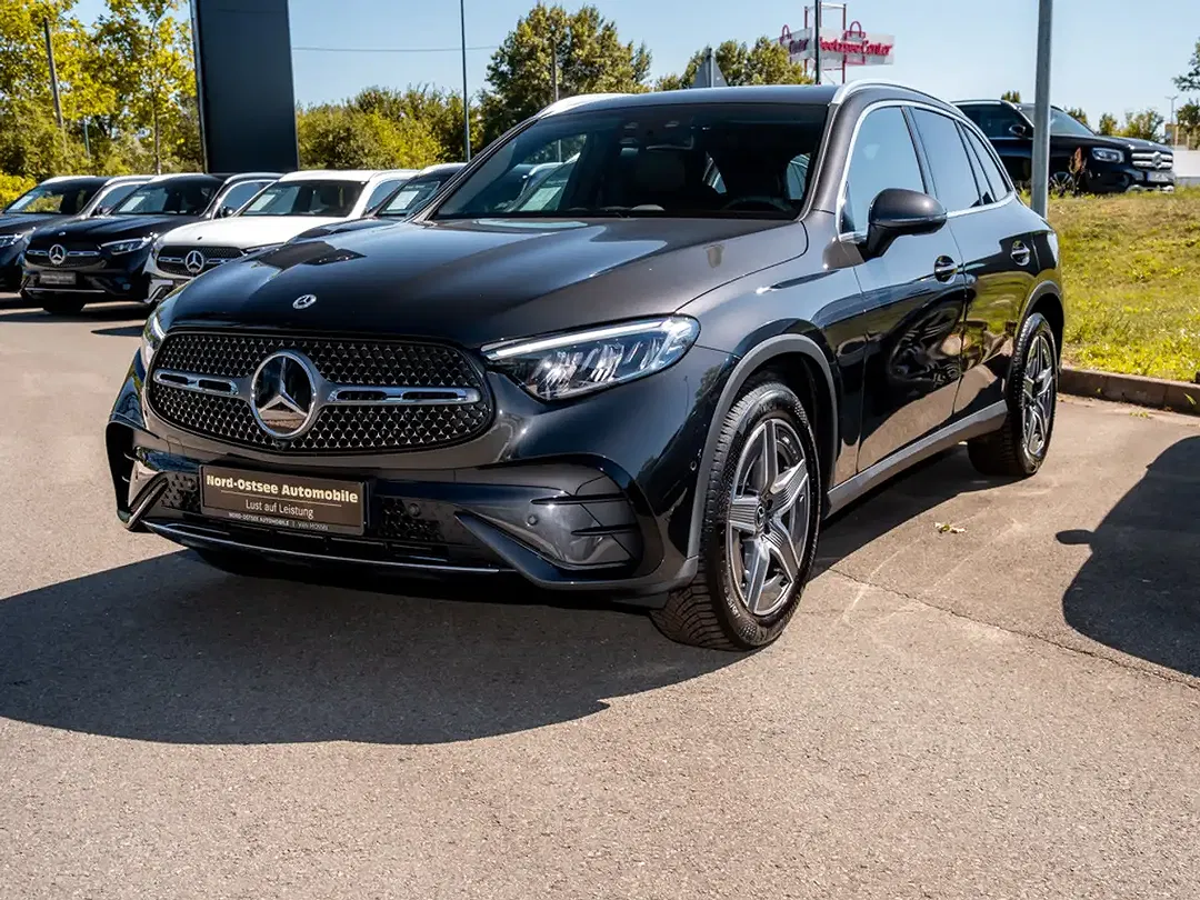 Mercedes-Benz GLC 300 4MATIC AMG MBUX - Thumbnail 8