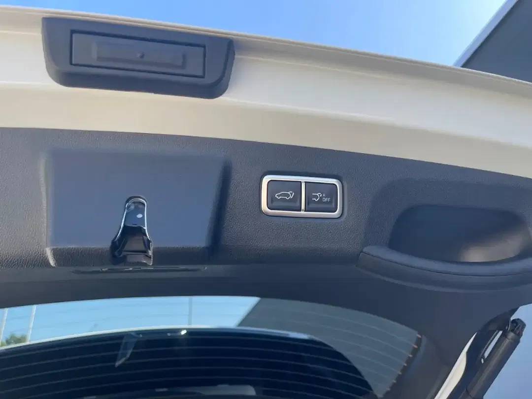 Kia Sorento 1.6 PHEV AWD Platinum Premium - Thumbnail 13