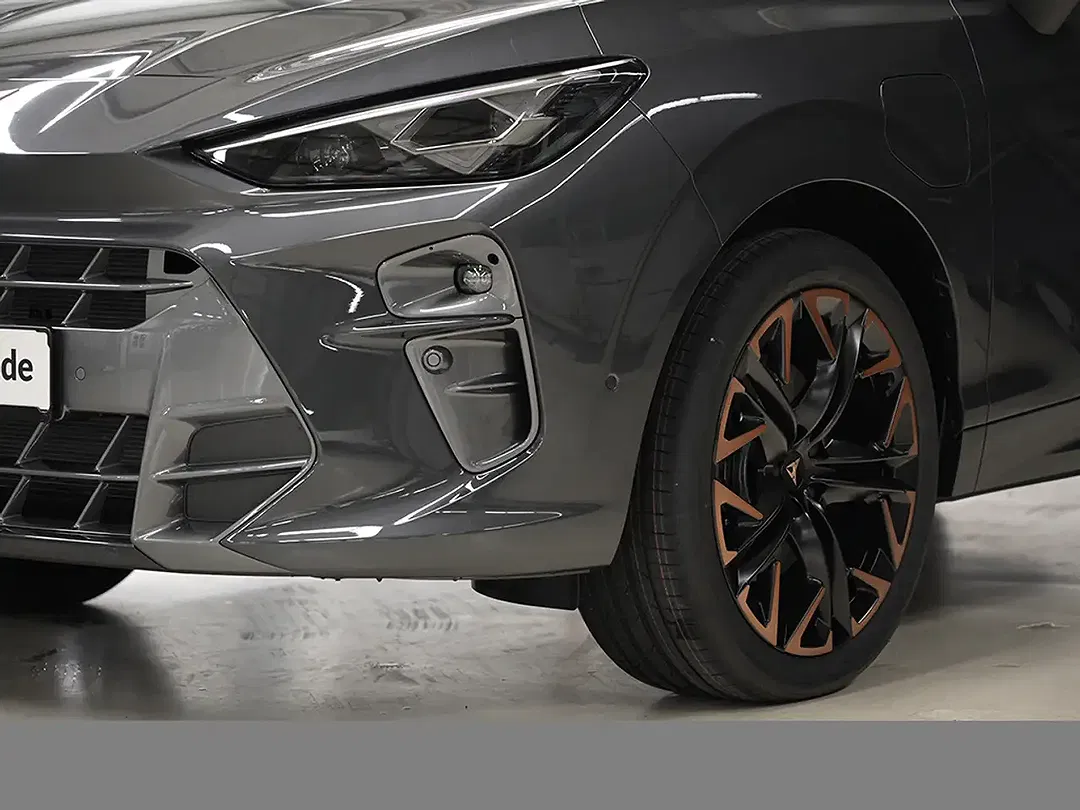 CUPRA Terramar PHEV VZ - Thumbnail 6
